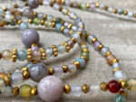 Sautoir en agate naturelle tons pastels